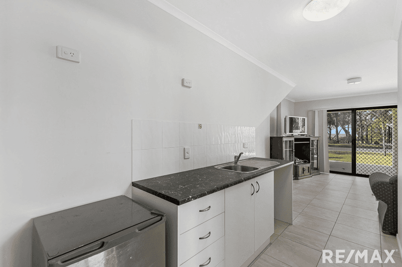 511 Esplanade, Urangan, QLD 4655