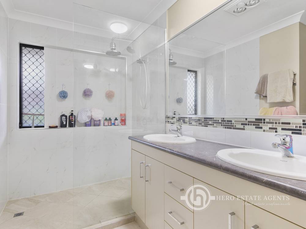 69 STROWE PLACE, BRACKEN RIDGE, QLD 4017