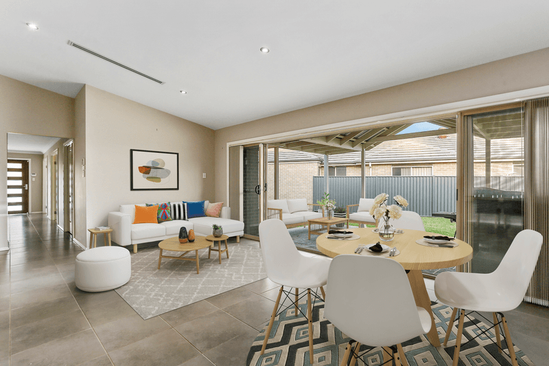 8 Houston Street, Jordan Springs, NSW 2747