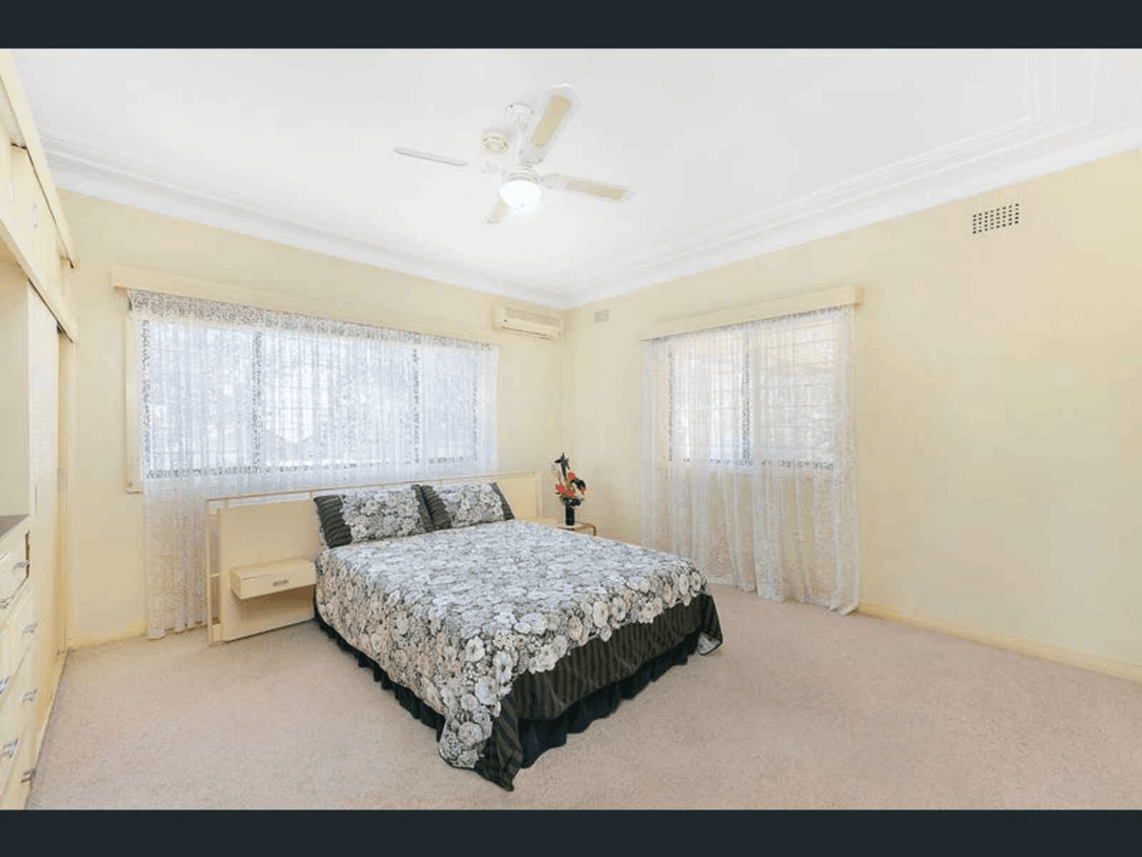 1 Illowra Cres, Primbee, NSW 2502