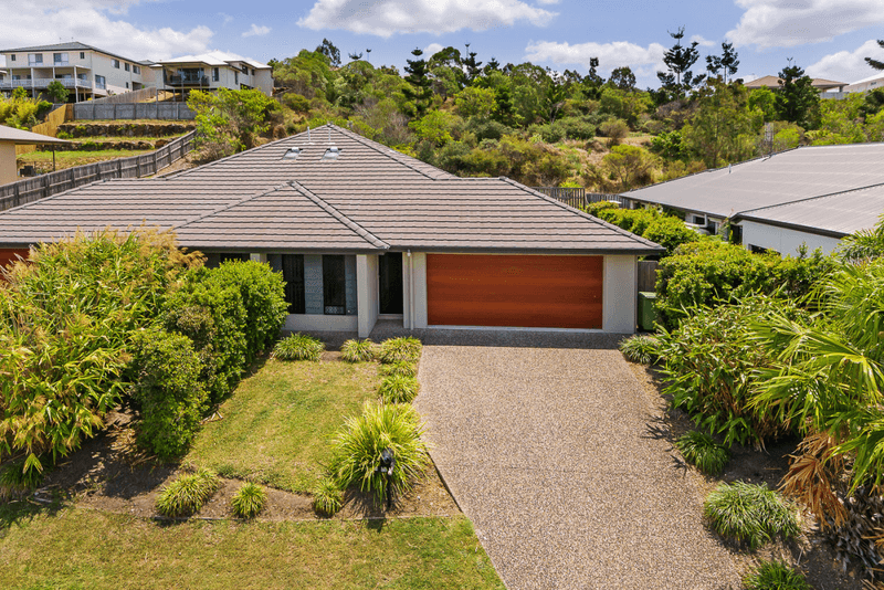 1/25 Hadrian Crescent, Pacific Pines, QLD 4211