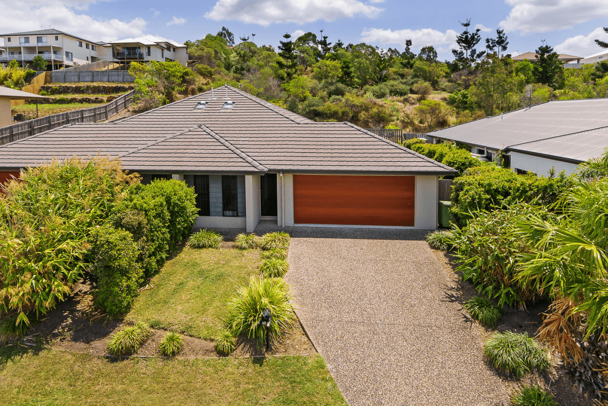 1/25 Hadrian Crescent, Pacific Pines, QLD 4211