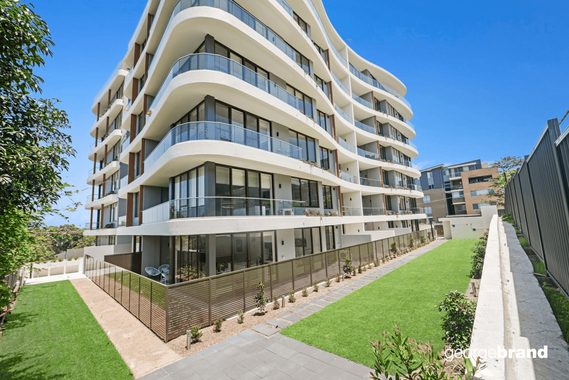 504/2 Wilhelmina Street, Gosford, NSW 2250