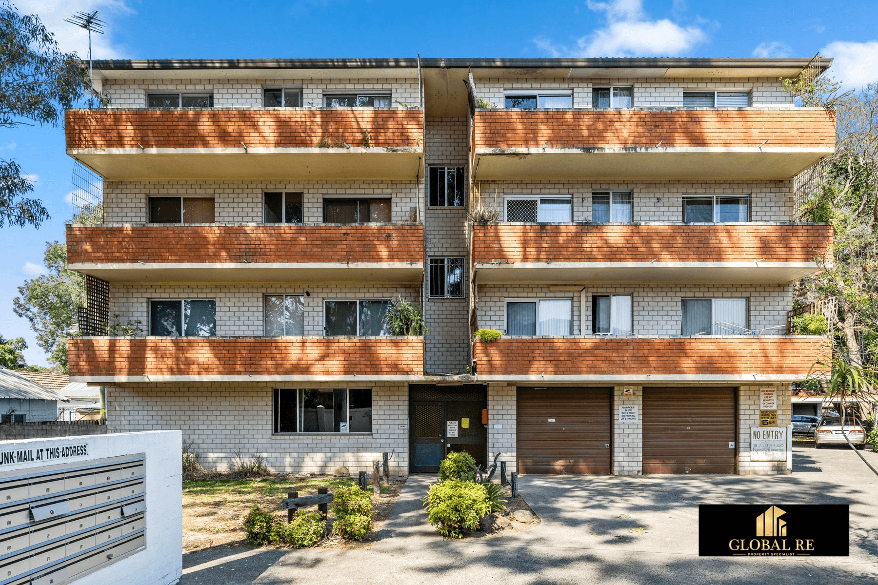 14/1 Waterside Crescent, CARRAMAR, NSW 2163