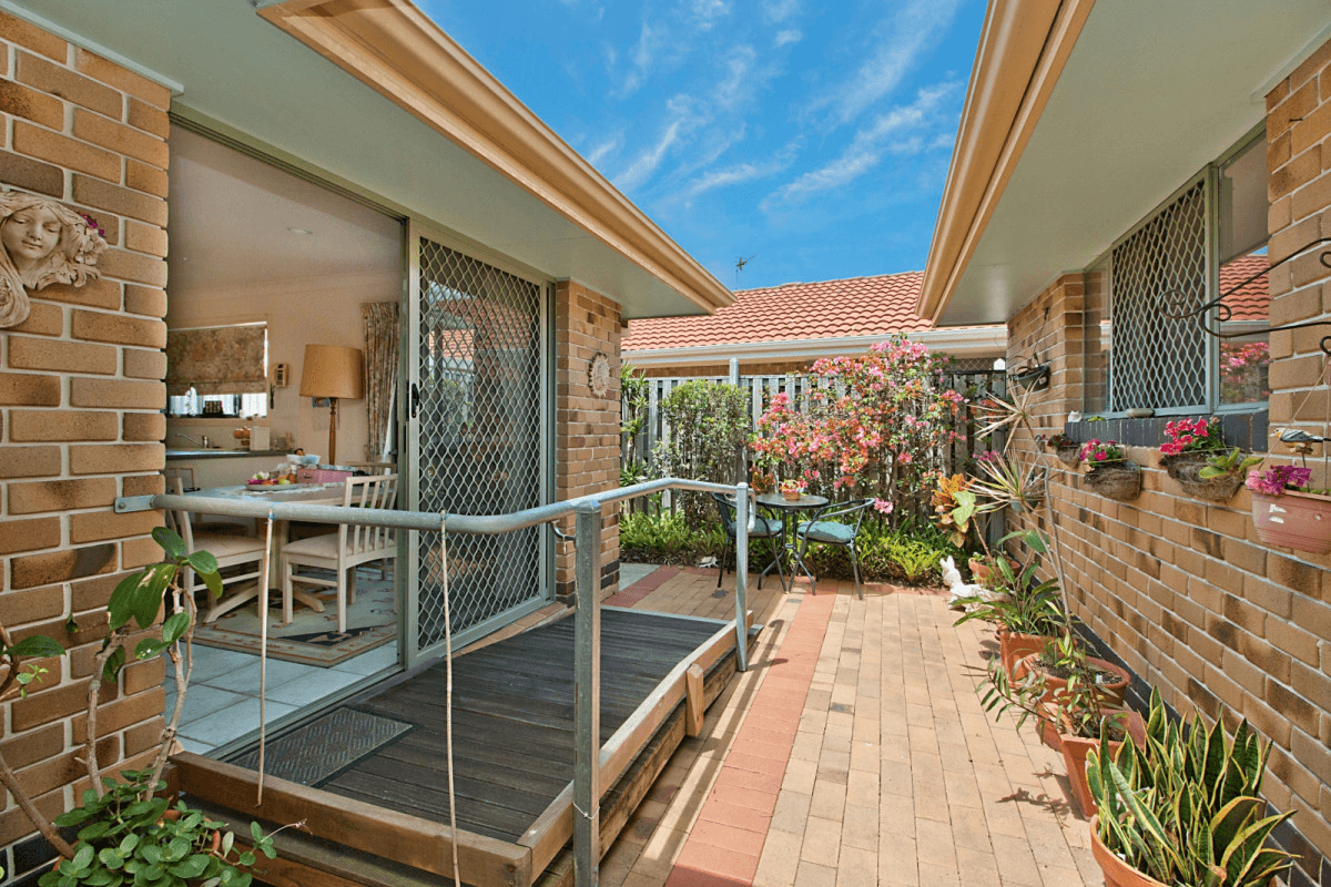 1 'Balmoral Walk'/2 Wanda Court, Banora Point, NSW 2486