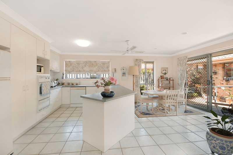 1 'Balmoral Walk'/2 Wanda Court, Banora Point, NSW 2486