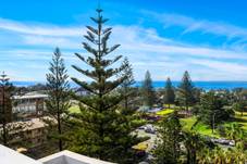 703/8 Philip Avenue, BROADBEACH, QLD 4218