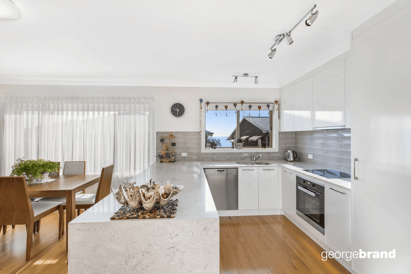 2/11 Barnhill Rd, TERRIGAL, NSW 2260