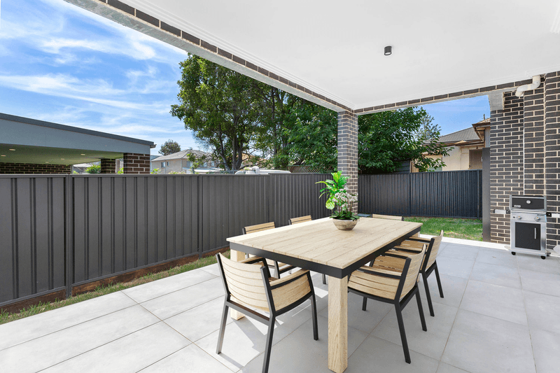 1B Cheattle Avenue, East Hills, NSW 2213