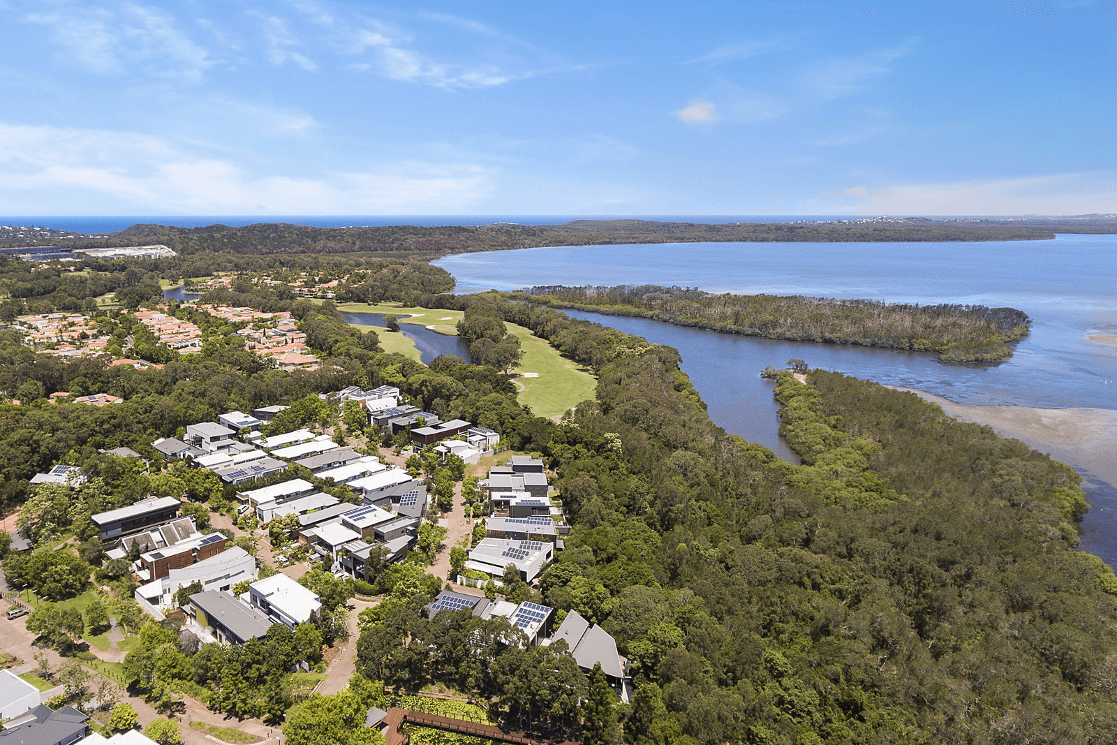 4 Cottonwood Ct, Noosa Heads, QLD 4567