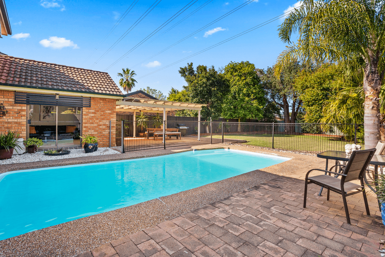 27 Berkeley Street, PEAKHURST HEIGHTS, NSW 2210