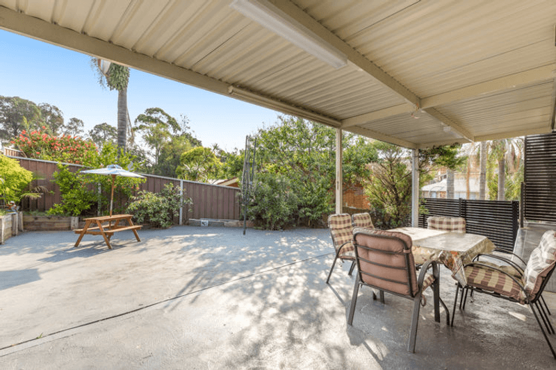 2/49 Diamontina Avenue, KEARNS, NSW 2558