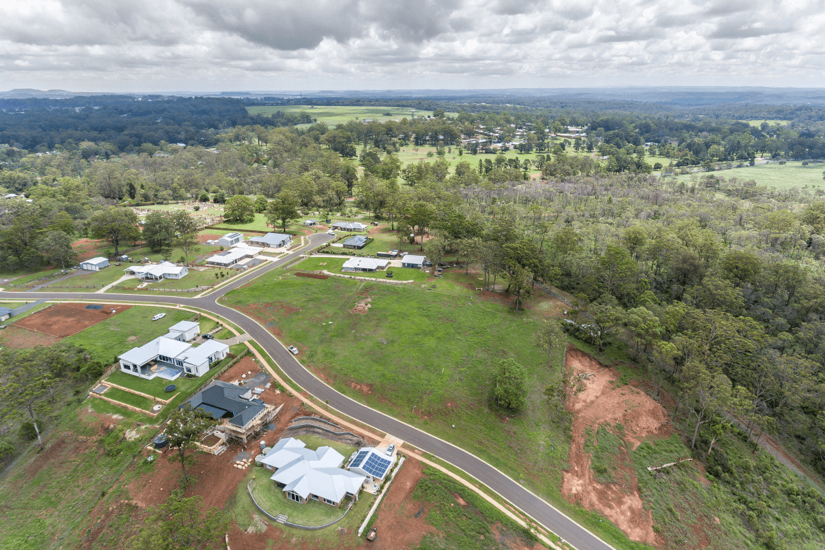 38 Escarpment Avenue, Cabarlah, QLD 4352