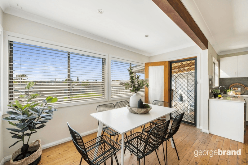 38 Brooke Avenue, KILLARNEY VALE, NSW 2261