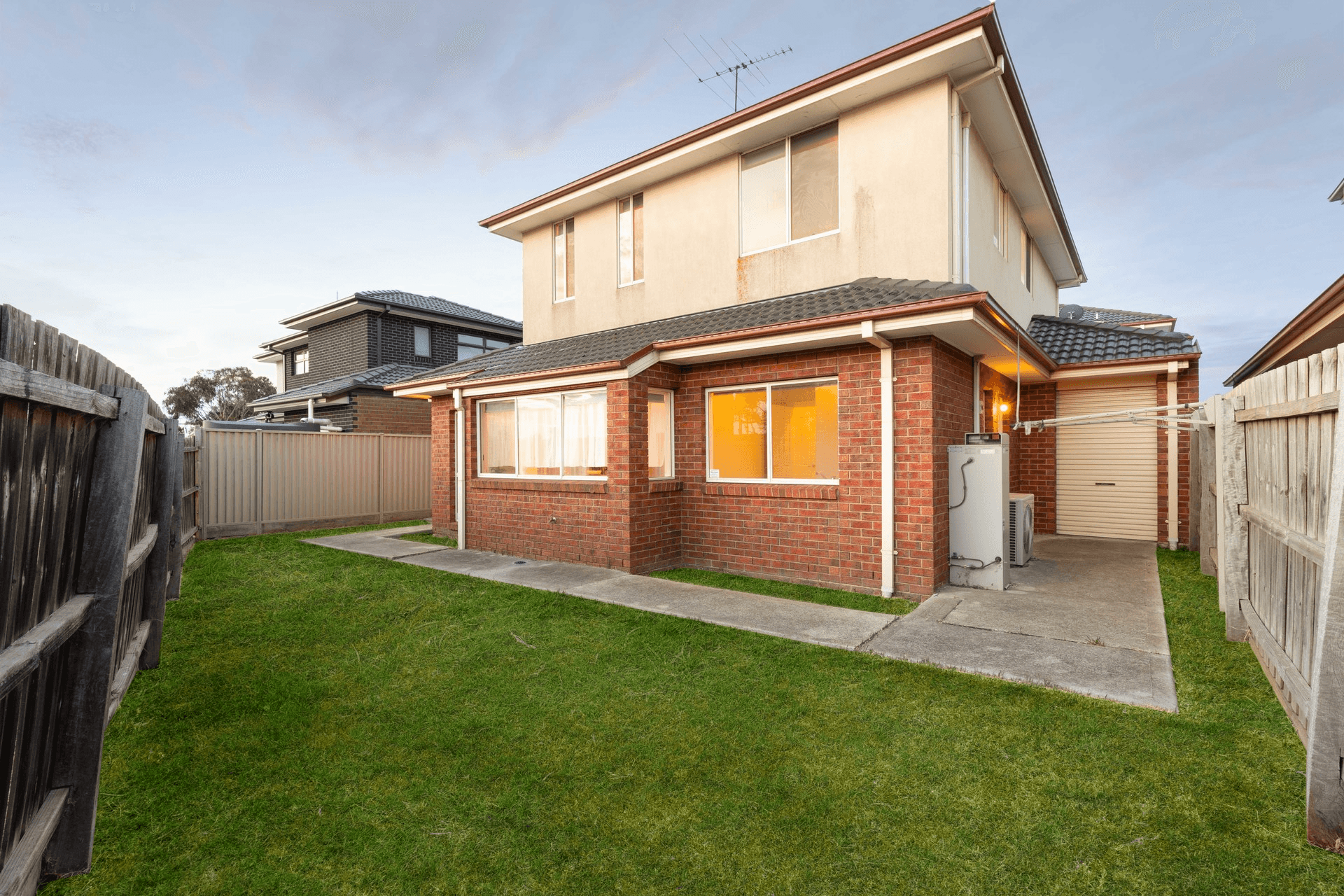 6/1A Thorogood Court, Taylors Lakes, VIC 3038