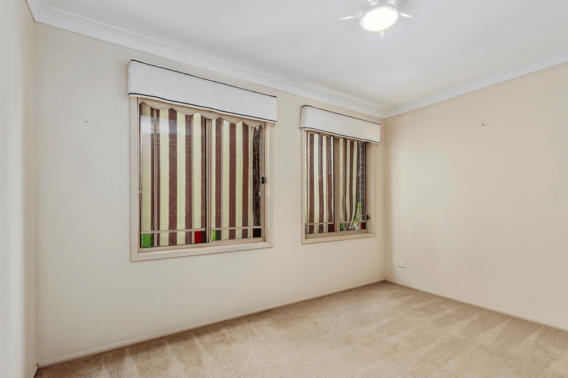 2 Nambucca Crescent, Blue Haven, NSW 2262