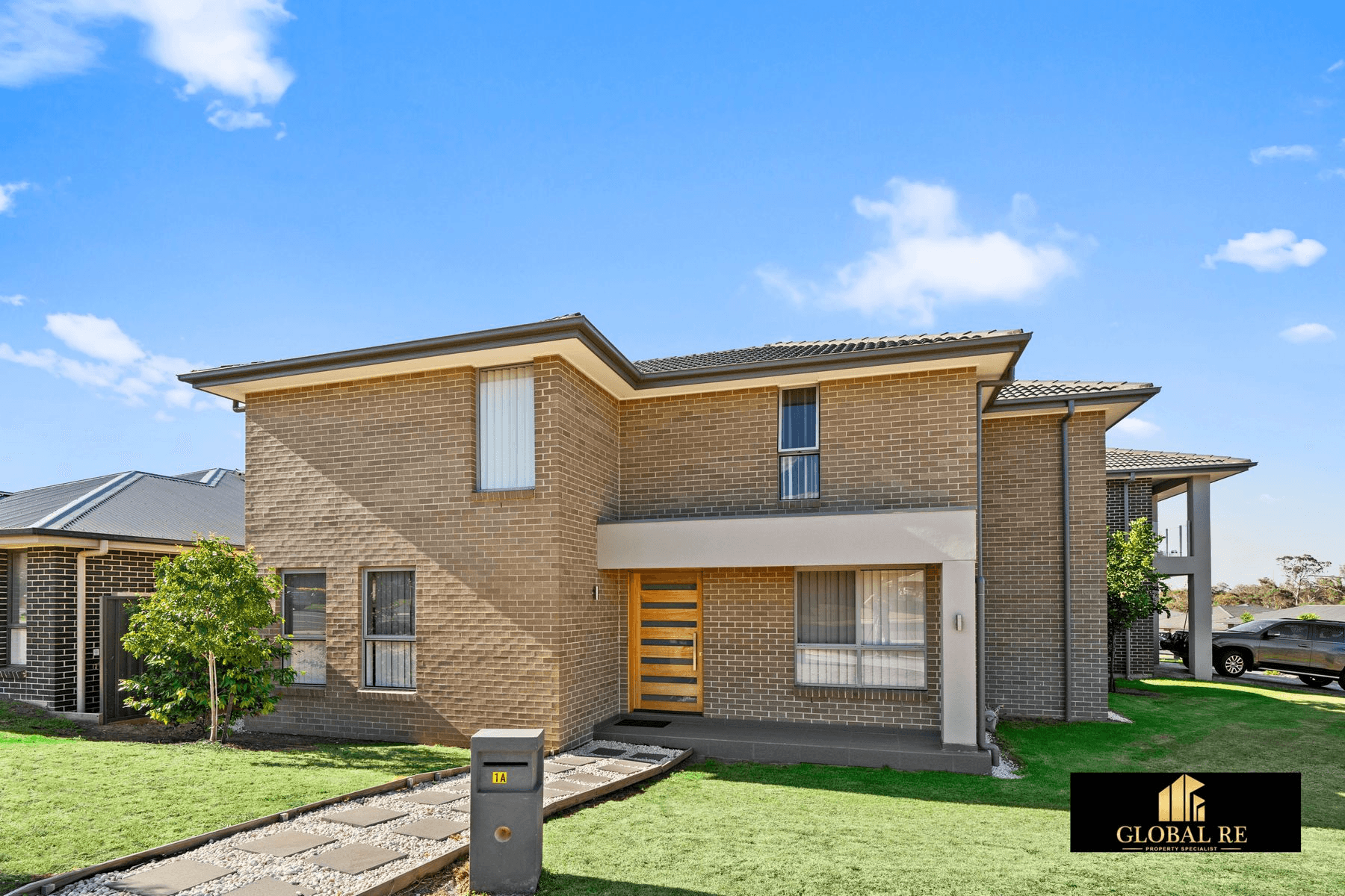 1A Oaklands Circuit, GREGORY HILLS, NSW 2557