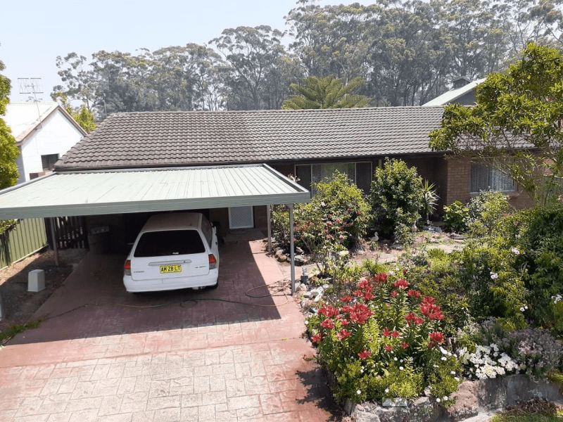 27 Yuroka Crescent, ST GEORGES BASIN, NSW 2540