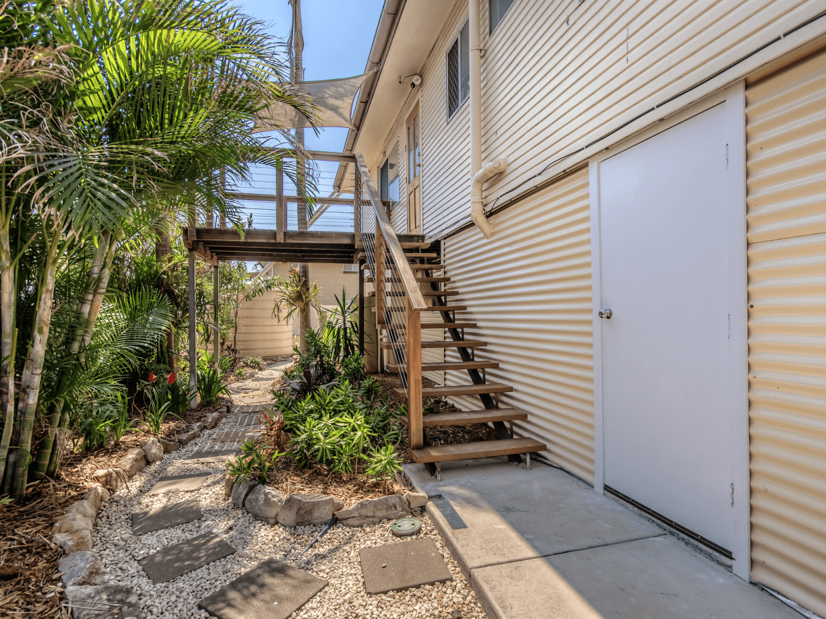 260 South Station Road, Raceview, QLD 4305