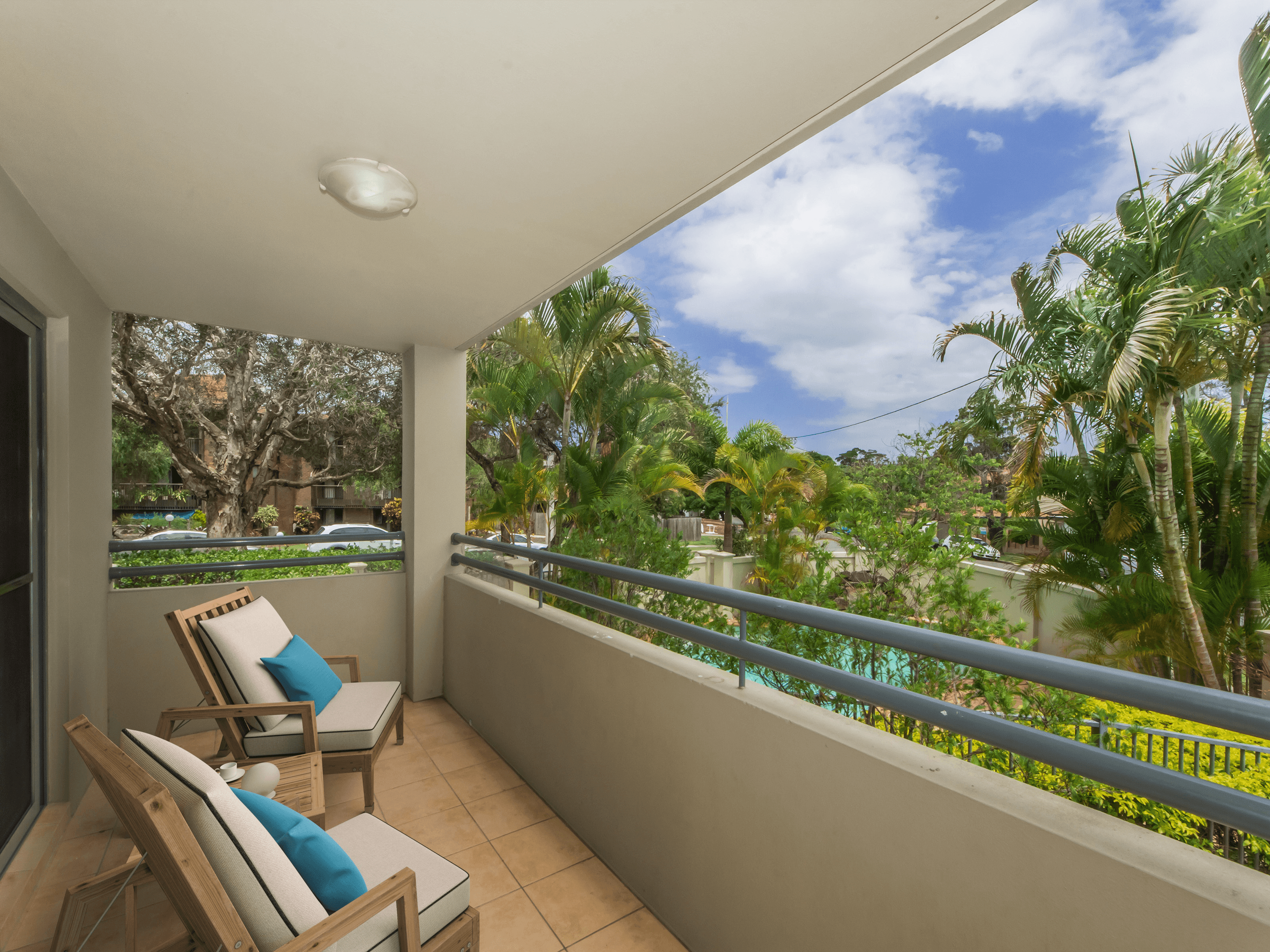 4/25 Chester Terrace, SOUTHPORT, QLD 4215