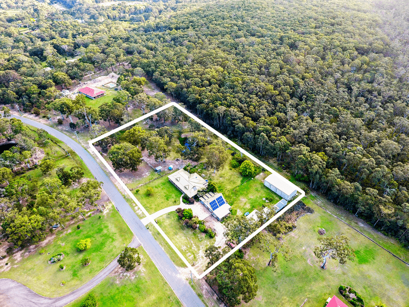 35 Larapinta Drive, WYEE POINT, NSW 2259