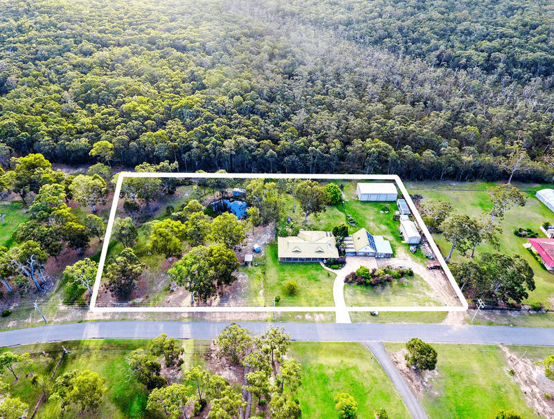 35 Larapinta Drive, WYEE POINT, NSW 2259