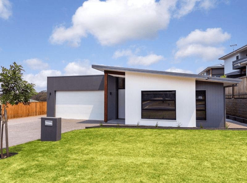 4 Stables Way, PORT MACQUARIE, NSW 2444