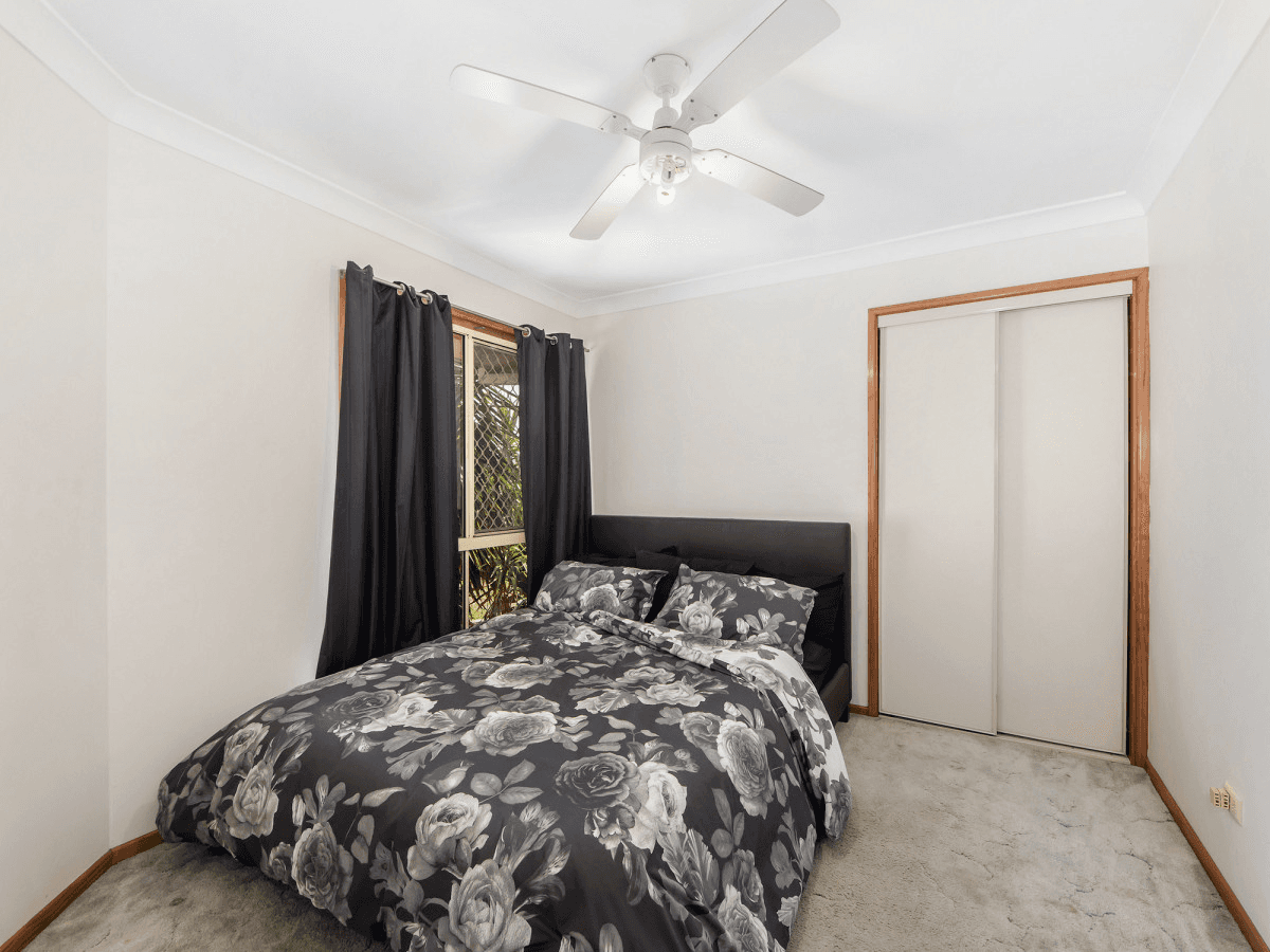 7 Mark Court, Raceview, QLD 4305