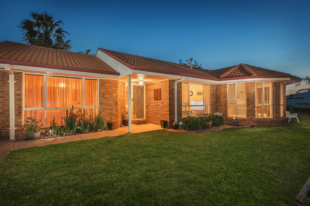 13 Caernarvon Court, Wodonga, VIC 3690