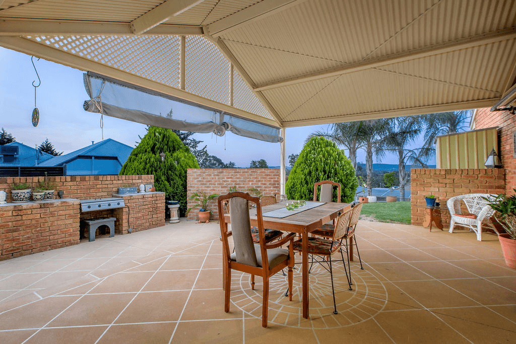 13 Caernarvon Court, Wodonga, VIC 3690