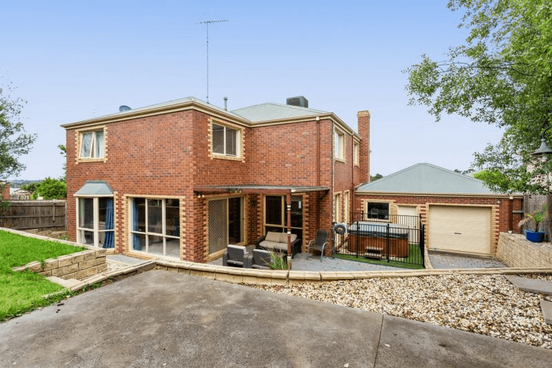 13 Dalpura Court, BERWICK, VIC 3806