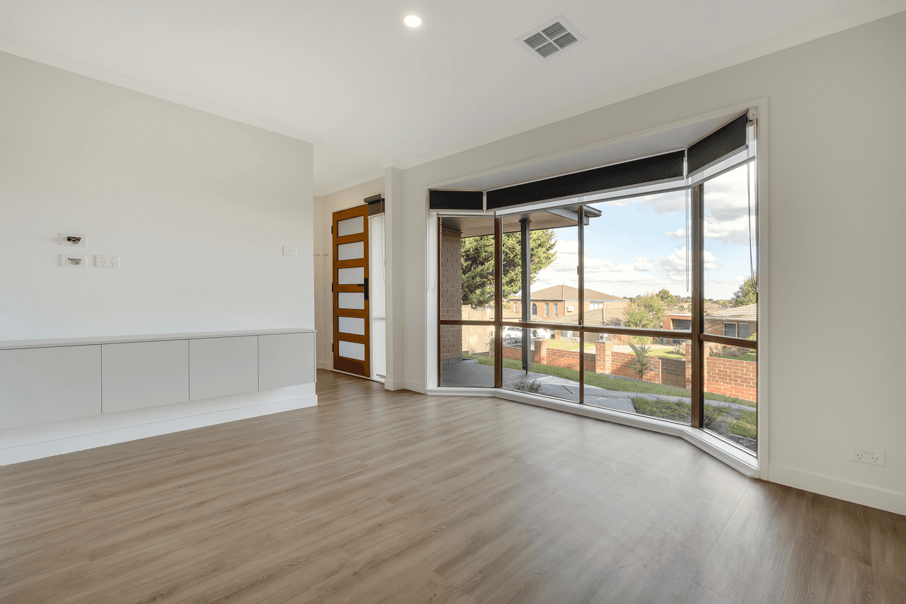 24 Banksia Place, MEADOW HEIGHTS, VIC 3048