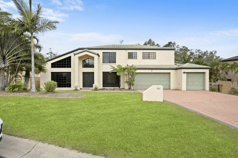 7 Hazel Court, ARUNDEL, QLD 4214