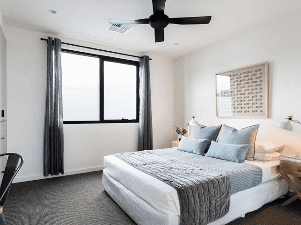 6 First Street, BLACKSTONE, QLD 4304