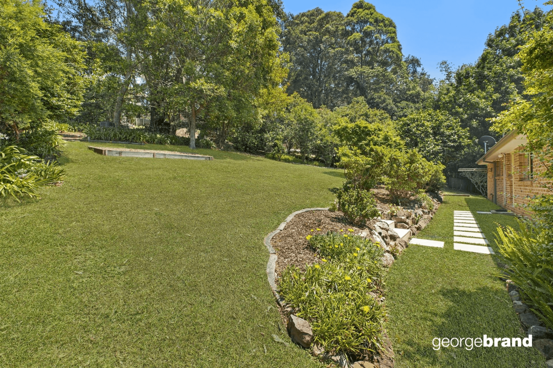 10 Moores Road, Avoca Beach, NSW 2251