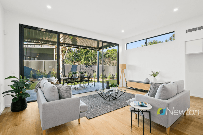 4 Kalkada Avenue, GYMEA BAY, NSW 2227