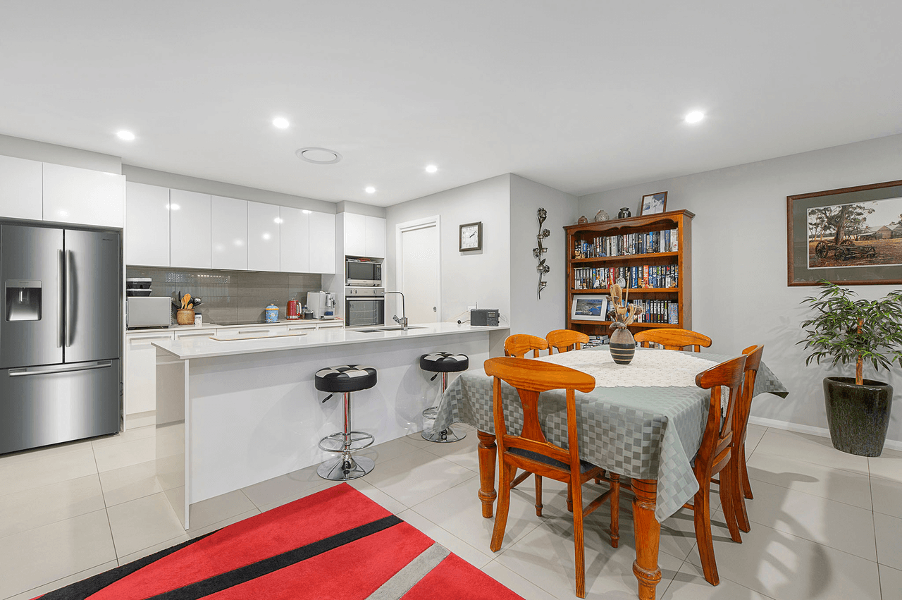 2/58 Chancellors Drive, THRUMSTER, NSW 2444