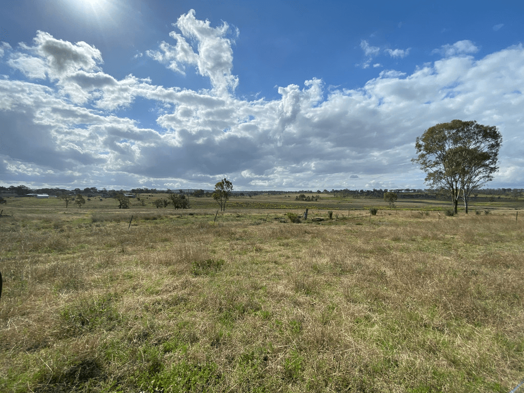 44 Whittaker Road, SOUTHBROOK, QLD 4363