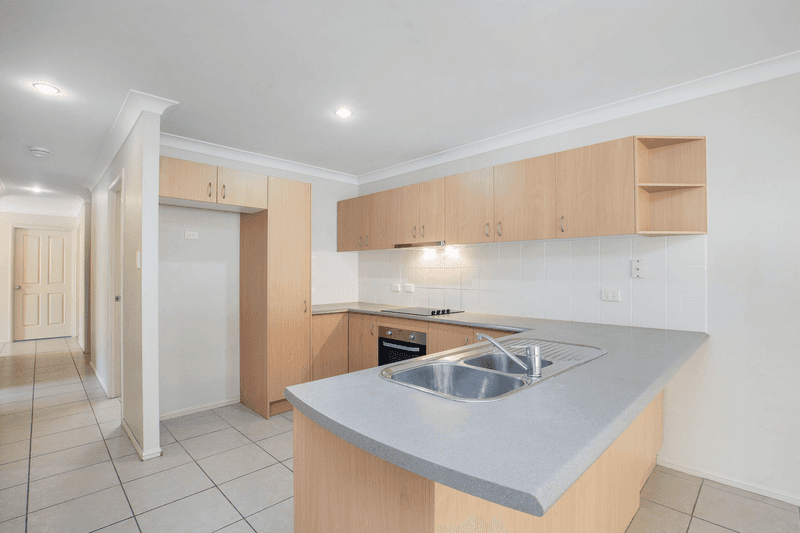 2/36 Merton Drive, UPPER COOMERA, QLD 4209