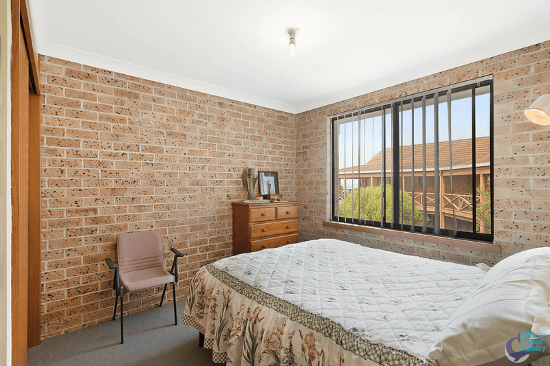 2/32 Cresswick Parade, DALMENY, NSW 2546