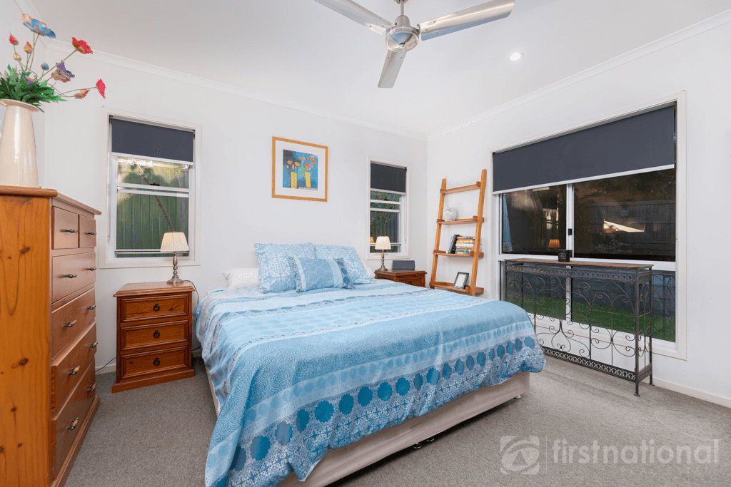 5 Bella Street, LANDSBOROUGH, QLD 4550