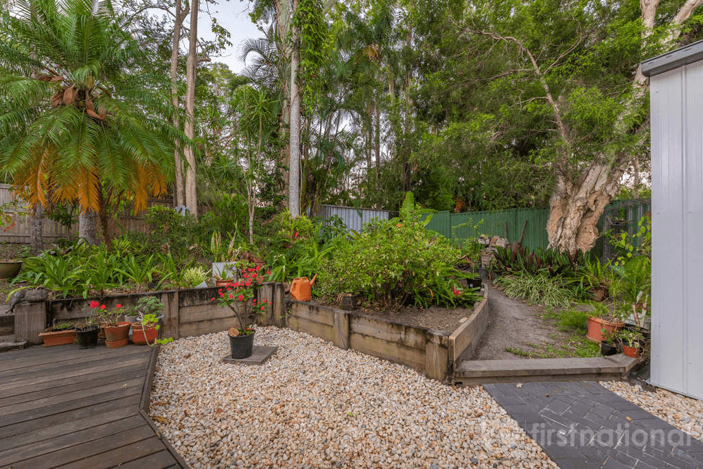 5 Bella Street, LANDSBOROUGH, QLD 4550