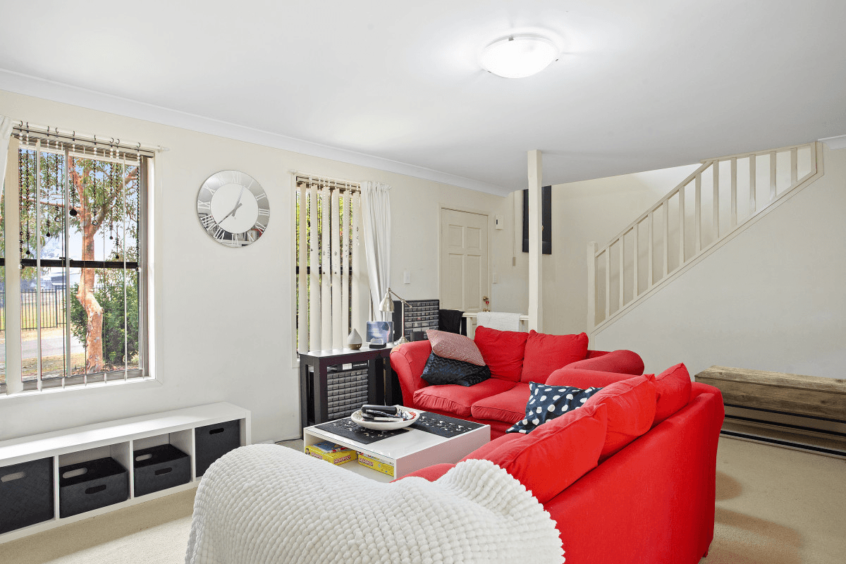 2/10 Keefers Glen, MARDI, NSW 2259