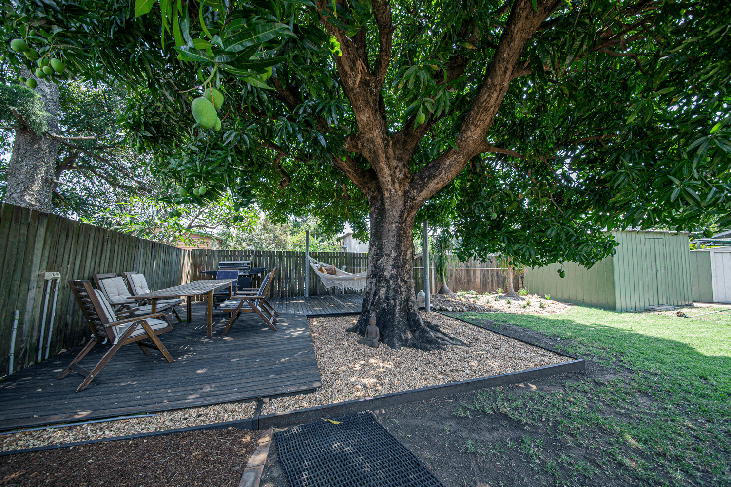 94 GLEBE ROAD, NEWTOWN, QLD 4305