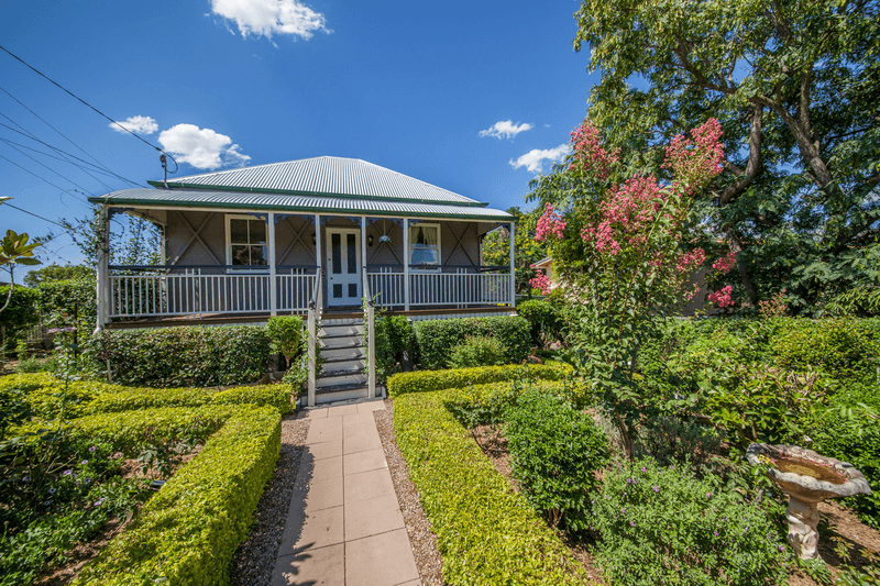 11 Perry Street, CHURCHILL, QLD 4305