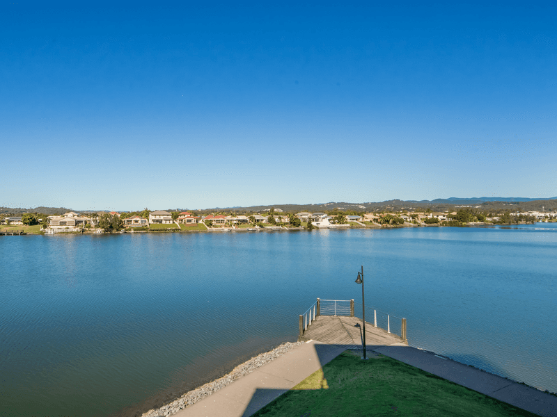 Unit 37/9 Moores Cres, Varsity Lakes, QLD 4227