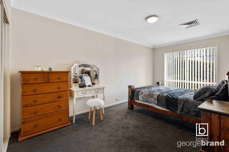 38 Holloway Drive, JILLIBY, NSW 2259