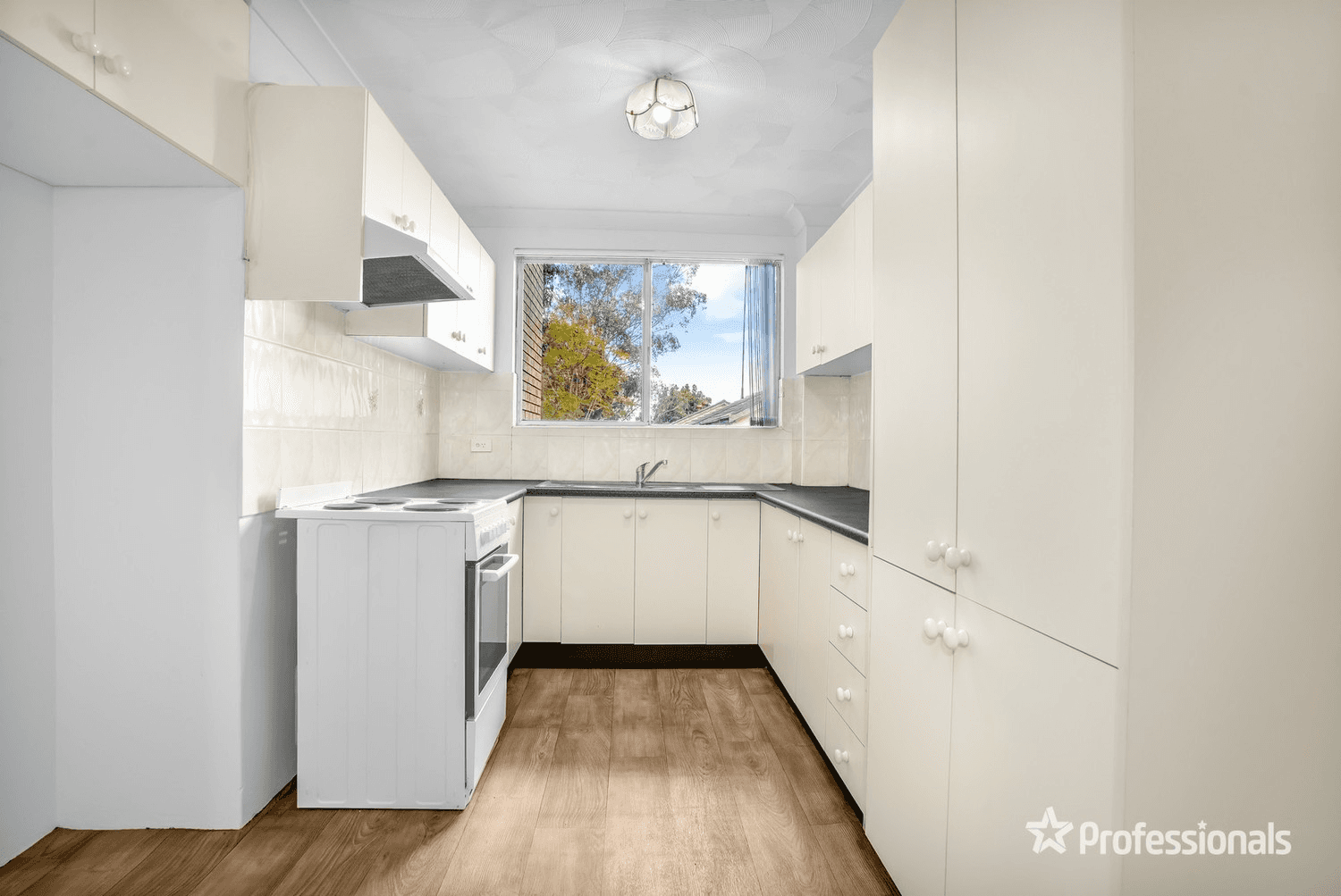 16/54-55 Park Avenue, Kingswood, NSW 2747