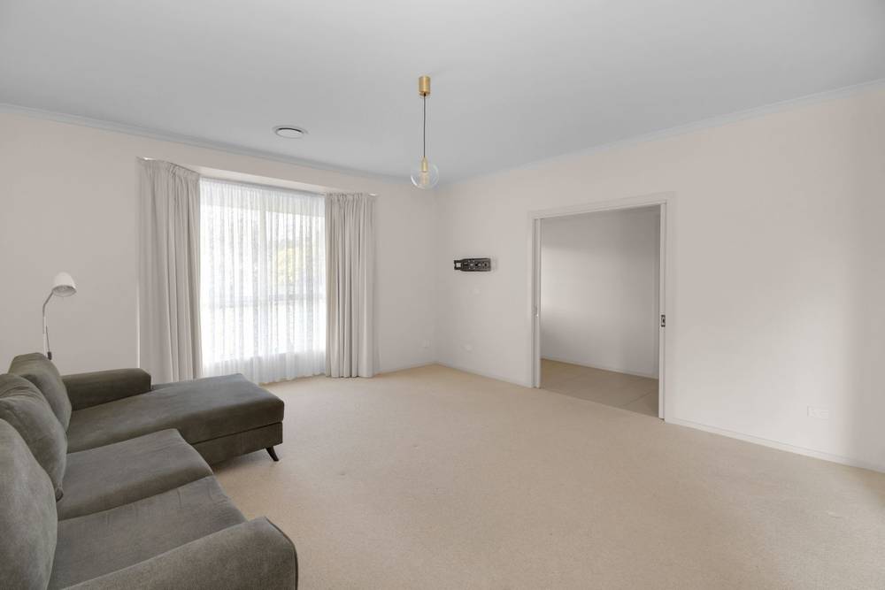 14 Wannon Avenue, Edenhope, VIC 3318