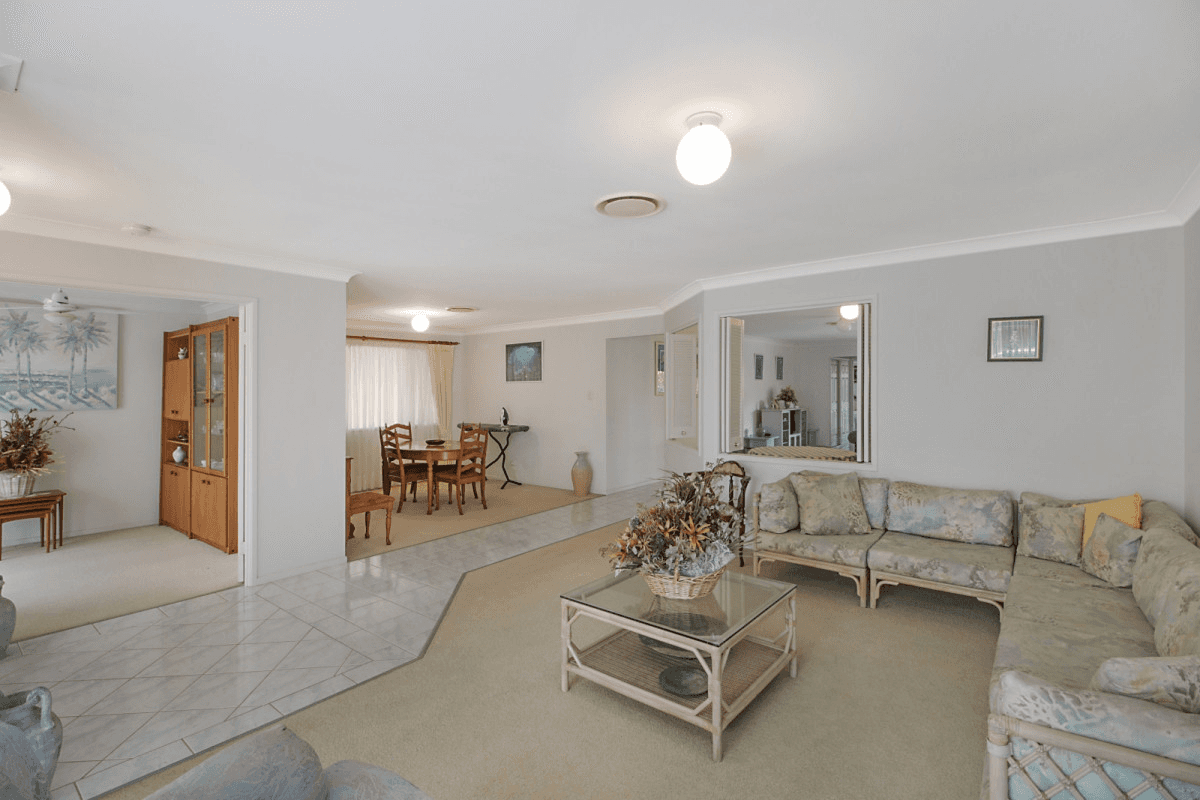 28 Merion Court, Banora Point, NSW 2486